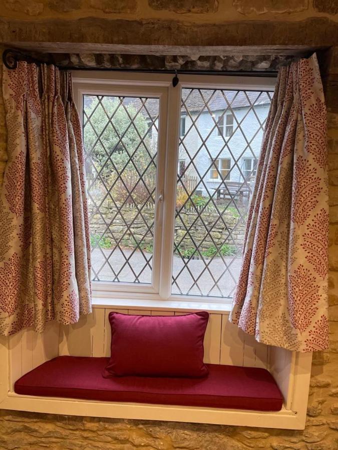 Cotswold Coombe Cottage Wotton-under-Edge المظهر الخارجي الصورة
