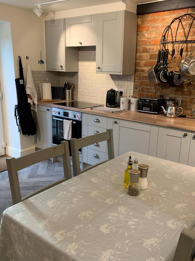 Cotswold Coombe Cottage Wotton-under-Edge المظهر الخارجي الصورة