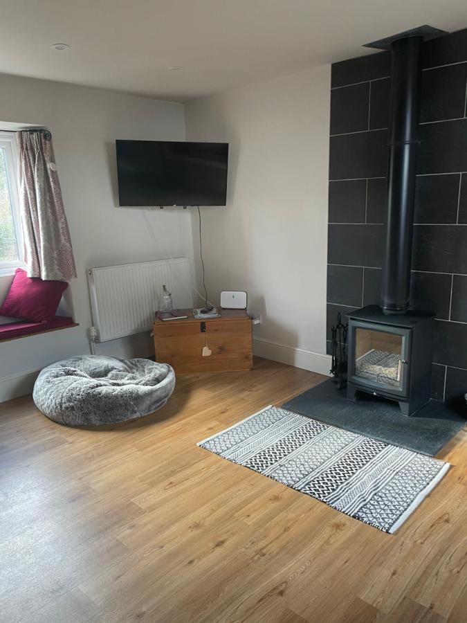 Cotswold Coombe Cottage Wotton-under-Edge المظهر الخارجي الصورة
