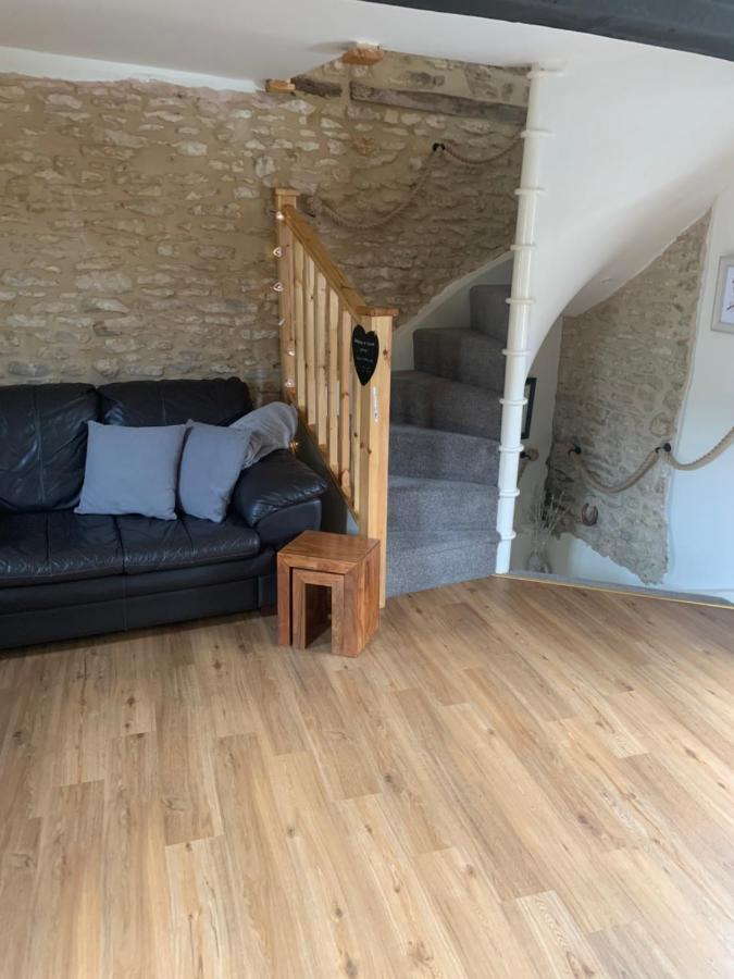 Cotswold Coombe Cottage Wotton-under-Edge المظهر الخارجي الصورة